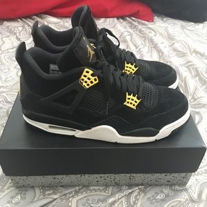 Jordan Royalty 4's